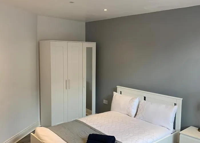 Duplex Apartment Talbot Street - City Center